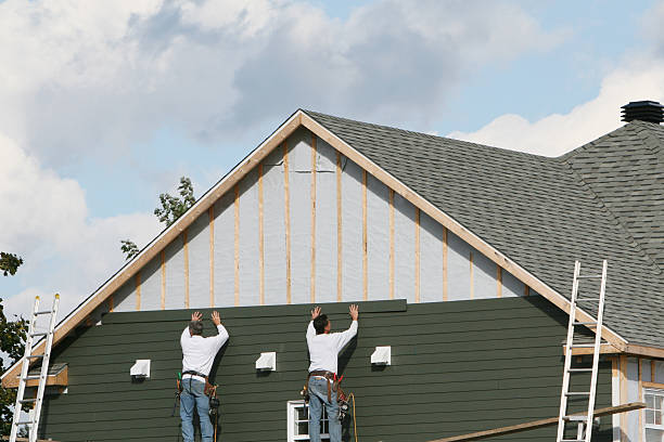 Professional Siding technician working in Tyrone, GA